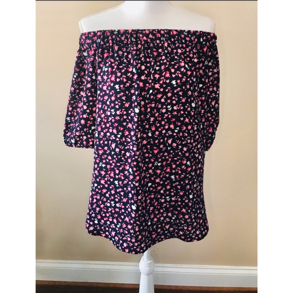 NWT Michael Kors off the shoulder blouse